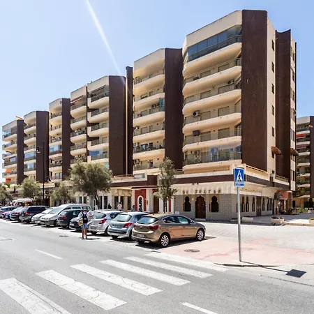 2 Y 2 Banos, Vista Lateral Mar Sofia 2 By Sur Apartment