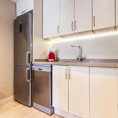 Apartment 2 Y 2 Banos, Vista Lateral Mar Sofia 2 By Sur