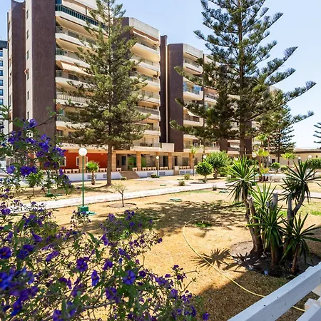 2 Y 2 Banos, Vista Lateral Mar Sofia 2 By Sur