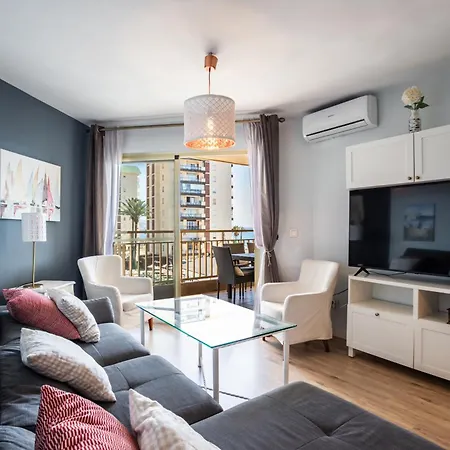 Apartment 2 Y 2 Banos, Vista Lateral Mar Sofia 2 By Sur *