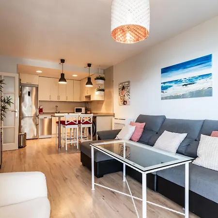 2 Y 2 Banos, Vista Lateral Mar Sofia 2 By Sur *