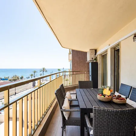 2 Y 2 Banos, Vista Lateral Mar Sofia 2 By Sur *