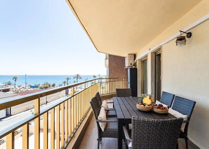 2 Y 2 Banos, Vista Lateral Mar Sofia 2 By Sur *